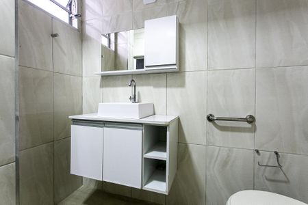 Casa para alugar com 35m², 1 quarto e sem vagaBanheiro