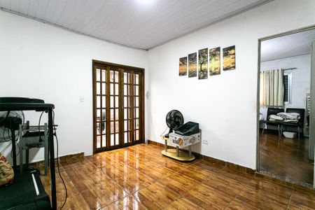 Sala de casa para alugar com 1 quarto, 35m² em Vila Carrão, São Paulo