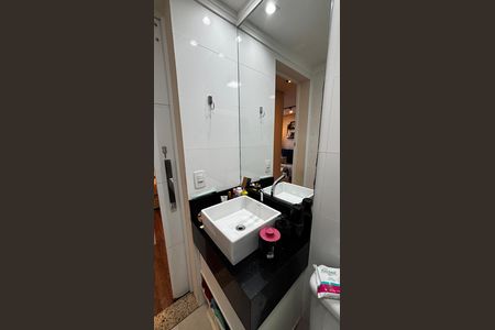 Apartamento para alugar com 67m², 3 quartos e 1 vaga Apartamento para alugar com 67m², 3 quartos e 1 vagaBanheiro