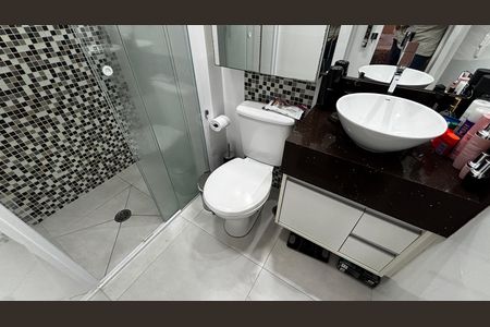 Apartamento para alugar com 67m², 3 quartos e 1 vaga Apartamento para alugar com 67m², 3 quartos e 1 vagaBanheiro da Suíte