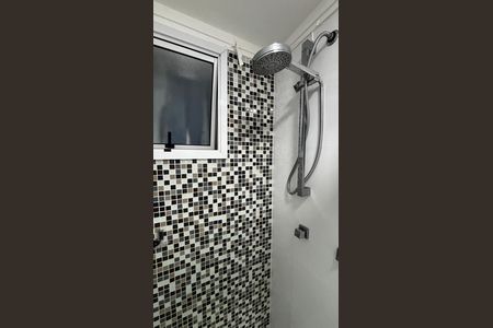 Apartamento para alugar com 67m², 3 quartos e 1 vaga Apartamento para alugar com 67m², 3 quartos e 1 vagaBanheiro da Suíte