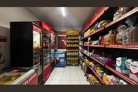 Apartamento para alugar com 67m², 3 quartos e 1 vaga Apartamento para alugar com 67m², 3 quartos e 1 vagaMercado
