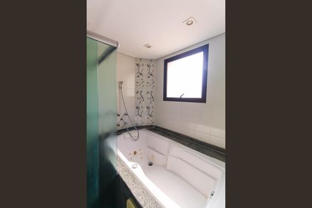 Apartamento para alugar com 298m², 4 quartos e 5 vagas Apartamento para alugar com 298m², 4 quartos e 5 vagasBanheiro da Suíte 4