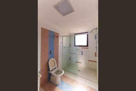 Apartamento para alugar com 298m², 4 quartos e 5 vagas Apartamento para alugar com 298m², 4 quartos e 5 vagasBanheiro da Suíte 3
