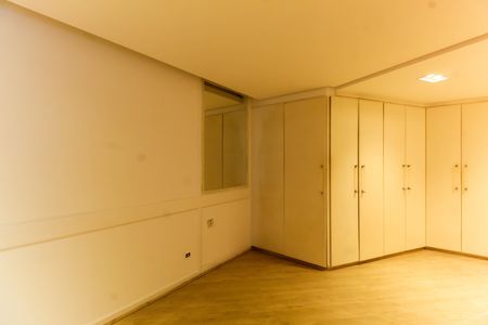 Apartamento para alugar com 298m², 4 quartos e 5 vagas Apartamento para alugar com 298m², 4 quartos e 5 vagasQuarto 4 - Suíte