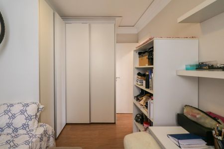 Apartamento à venda com 860m², 2 quartos e 2 vagas Apartamento à venda com 860m², 2 quartos e 2 vagasQuarto