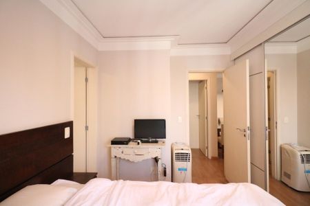 Apartamento à venda com 860m², 2 quartos e 2 vagas Apartamento à venda com 860m², 2 quartos e 2 vagasSuíte