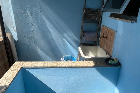 Casa à venda com 60m², 3 quartos e sem vaga Casa à venda com 60m², 3 quartos e sem vagaTanque - Terraço