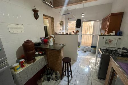 Casa à venda com 60m², 3 quartos e sem vaga Casa à venda com 60m², 3 quartos e sem vagaCozinha
