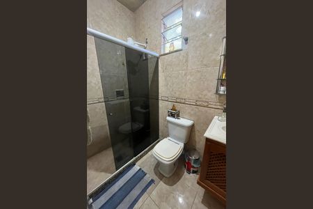 Casa à venda com 60m², 3 quartos e sem vaga Casa à venda com 60m², 3 quartos e sem vagaBanheiro