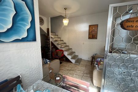 Sala de casa à venda com 3 quartos, 60m² em Olaria, Rio de Janeiro