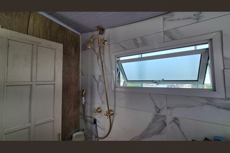 Apartamento à venda com 120m², 2 quartos e 2 vagas Apartamento à venda com 120m², 2 quartos e 2 vagasBanheiro de serviço