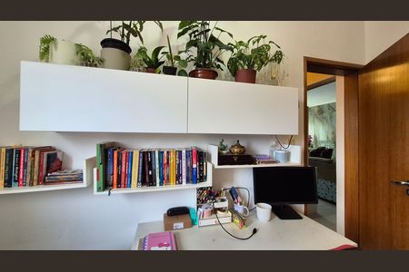 Apartamento à venda com 120m², 2 quartos e 2 vagas Apartamento à venda com 120m², 2 quartos e 2 vagasQuarto