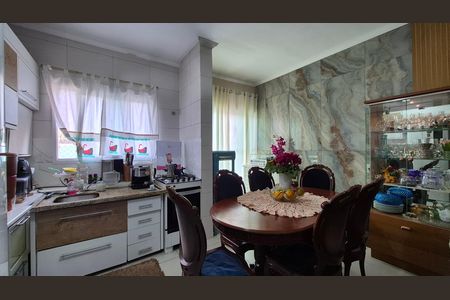 Apartamento à venda com 120m², 2 quartos e 2 vagas Apartamento à venda com 120m², 2 quartos e 2 vagasCozinha