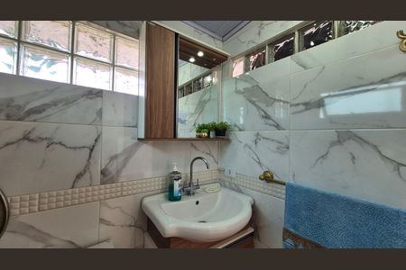 Apartamento à venda com 120m², 2 quartos e 2 vagas Apartamento à venda com 120m², 2 quartos e 2 vagasBanheiro de serviço