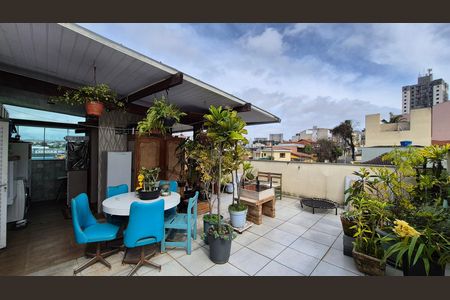 Apartamento à venda com 120m², 2 quartos e 2 vagas Apartamento à venda com 120m², 2 quartos e 2 vagasCobertura
