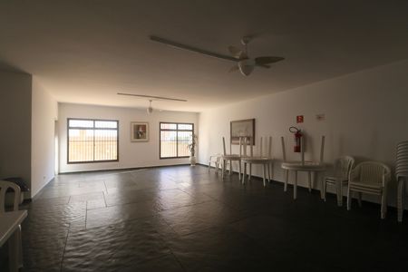 Apartamento para alugar com 174m², 3 quartos e 2 vagasÁrea comum