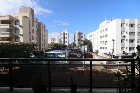 Apartamento para alugar com 174m², 3 quartos e 2 vagasVista