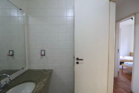 Apartamento para alugar com 174m², 3 quartos e 2 vagasBanheiro Social