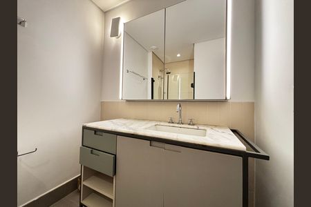Studio para alugar com 44m², 1 quarto e 1 vaga Studio para alugar com 44m², 1 quarto e 1 vagaBanheiro
