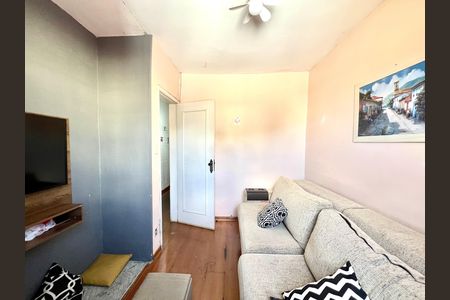Casa à venda com 194m², 4 quartos e 3 vagas Casa à venda com 194m², 4 quartos e 3 vagasQuarto 2