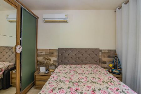 Quarto de apartamento à venda com 1 quarto, 45m² em Vila Ipiranga, Porto Alegre