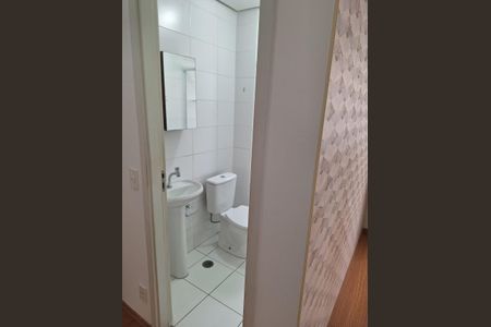 Apartamento à venda com 52m², 2 quartos e 1 vaga Apartamento à venda com 52m², 2 quartos e 1 vagaBanheiro