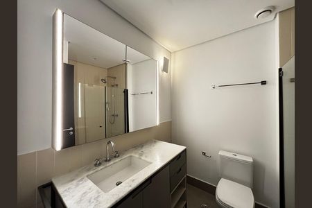 Studio para alugar com 38m², 1 quarto e sem vaga Studio para alugar com 38m², 1 quarto e sem vagaBanheiro