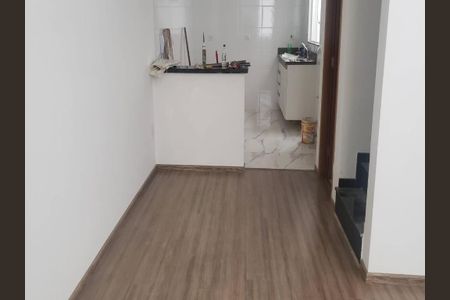 Casa de Condomínio à venda com 3 quartos, 118m² em Chácara Seis de Outubro, São Paulo