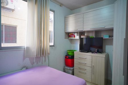 Quarto 1 de apartamento para alugar com 2 quartos, 40m² em Sarandi, Porto Alegre