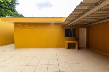 Casa para alugar com 180m², 3 quartos e 4 vagasQuintal
