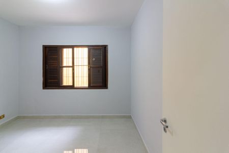 Casa para alugar com 180m², 3 quartos e 4 vagasQuarto 2