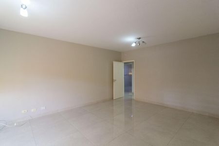 Casa para alugar com 180m², 3 quartos e 4 vagasSala