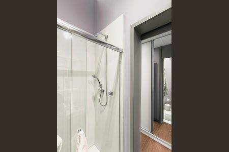 Casa de condomínio para alugar com 270m², 3 quartos e 3 vagasBanheiro da Suíte 2