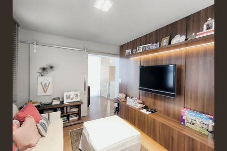 Casa de condomínio para alugar com 270m², 3 quartos e 3 vagasEscritório