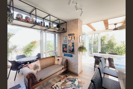 Casa de condomínio para alugar com 270m², 3 quartos e 3 vagasChurrasqueira