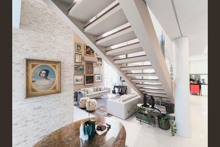 Casa de condomínio para alugar com 270m², 3 quartos e 3 vagasSala