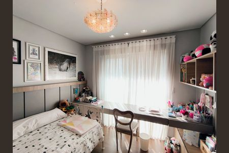 Casa de condomínio para alugar com 270m², 3 quartos e 3 vagasSuíte 3