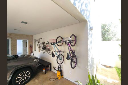 Casa de condomínio para alugar com 270m², 3 quartos e 3 vagasGaragem