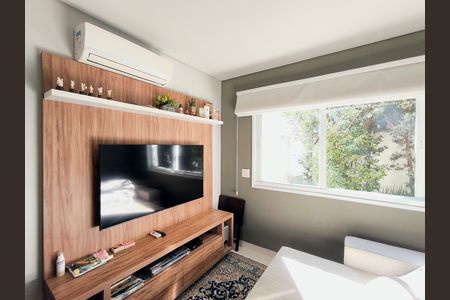 Casa de condomínio para alugar com 270m², 3 quartos e 3 vagasSala de TV