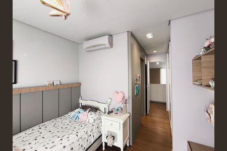 Casa de condomínio para alugar com 270m², 3 quartos e 3 vagasSuíte 2