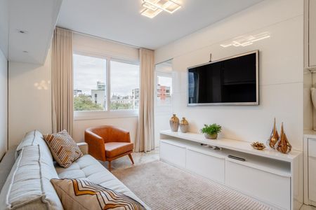Sala de apartamento para alugar com 1 quarto, 56m² em Três Figueiras, Porto Alegre