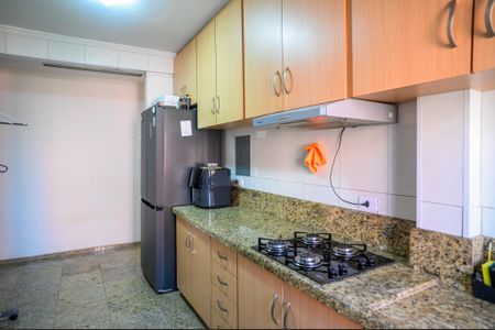 Apartamento à venda com 68m², 2 quartos e 1 vagaCozinha