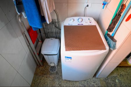 Apartamento à venda com 68m², 2 quartos e 1 vagaÁrea de Serviço