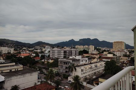 Apartamento à venda com 109m², 2 quartos e 1 vaga Apartamento à venda com 109m², 2 quartos e 1 vagaVista
