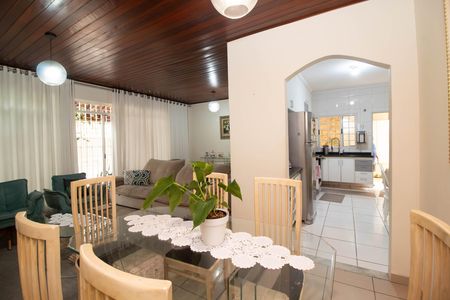 Casa para alugar com 250m², 4 quartos e 3 vagasSala de Jantar