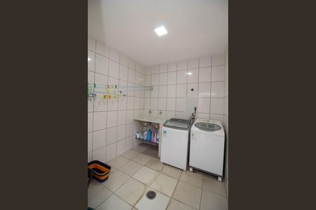 Casa para alugar com 250m², 4 quartos e 3 vagasÁrea de Serviço