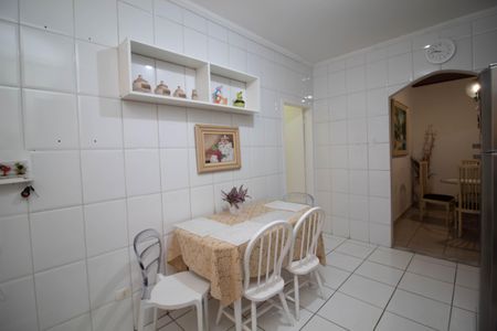 Casa para alugar com 250m², 4 quartos e 3 vagasCozinha