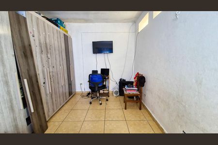 Casa para alugar com 100m², 2 quartos e 1 vaga