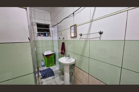 Casa para alugar com 100m², 2 quartos e 1 vaga